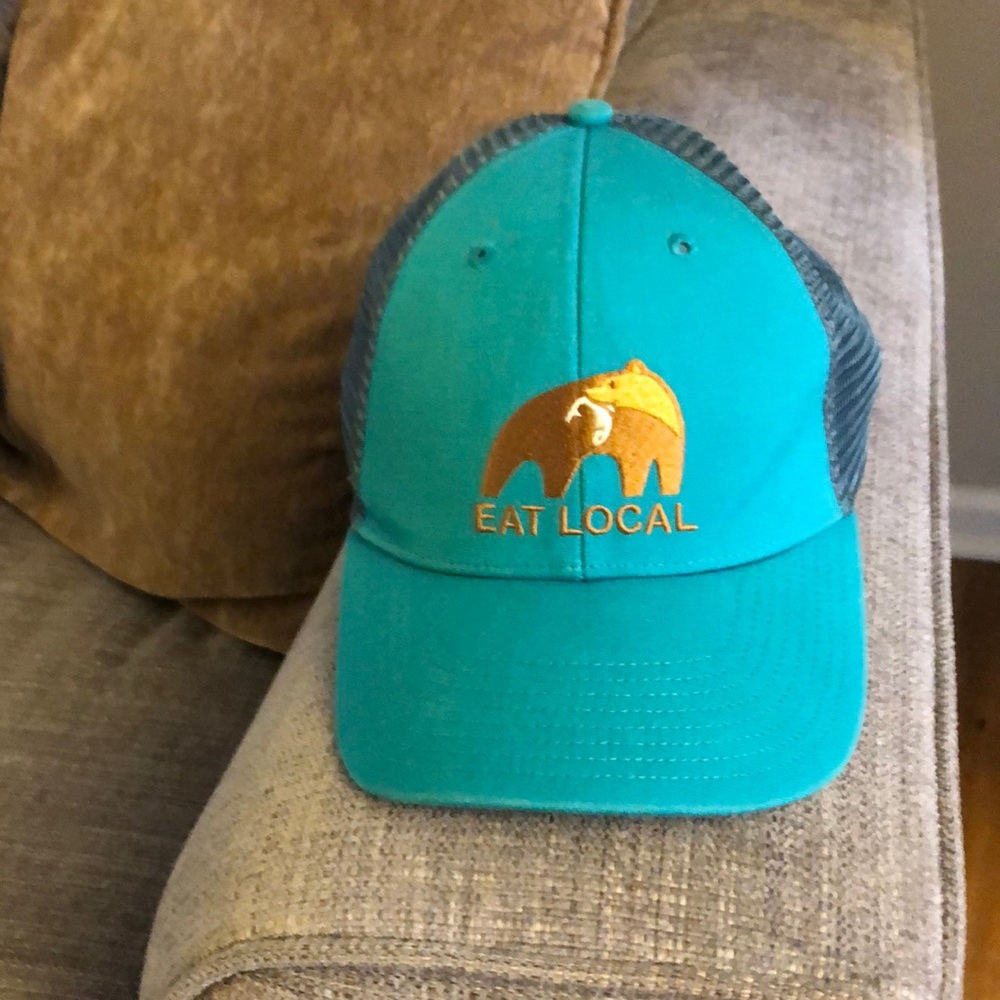 Patagonia “eat local” hat